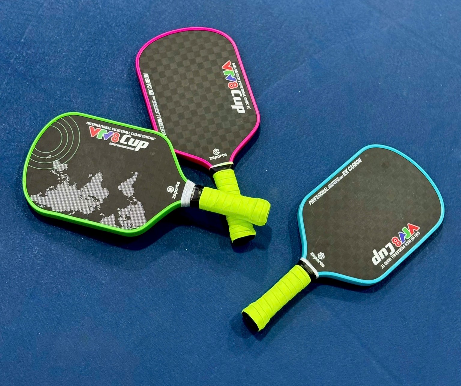 TOP 3 cây Vợt Pickleball VTV8 Carbon 12K HOT nhất hiện nay